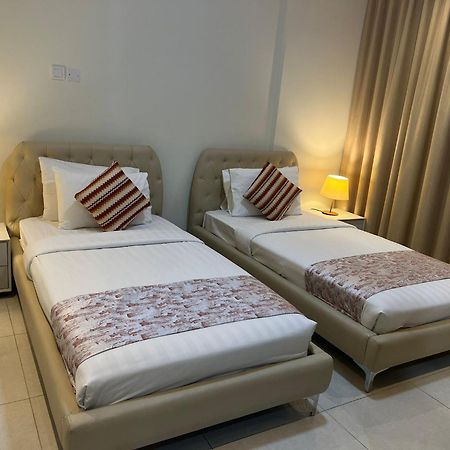Sirius Tower Aparthotel Manama Exterior photo