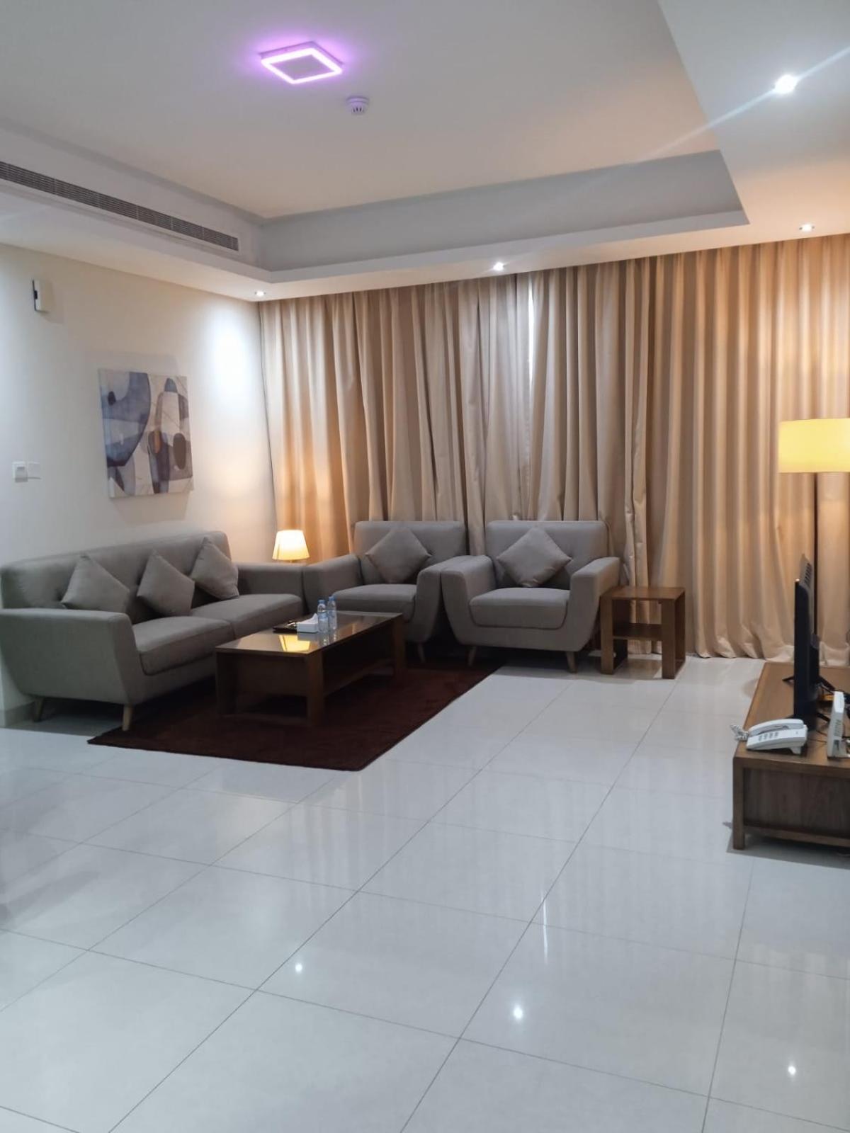 Sirius Tower Aparthotel Manama Exterior photo